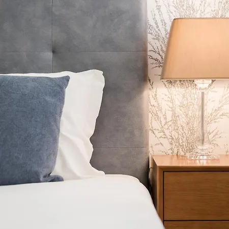 Apartment Guestready - The First