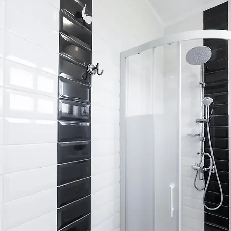 Apartment Guestready - The First *