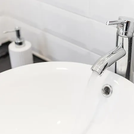 Apartment Guestready - The First